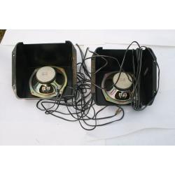 Pair accessory speakers