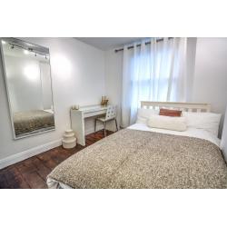 Large double room near Kennington. Don't miss out - book your viewing now!