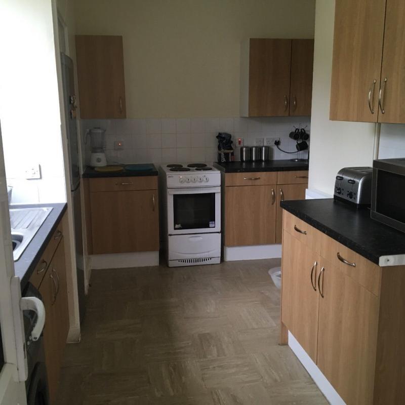 3 bedroom council house swaps for 3 bedroom out of london