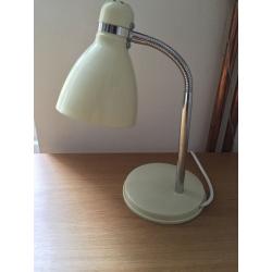 Cream Desk Lamp - New Bulb