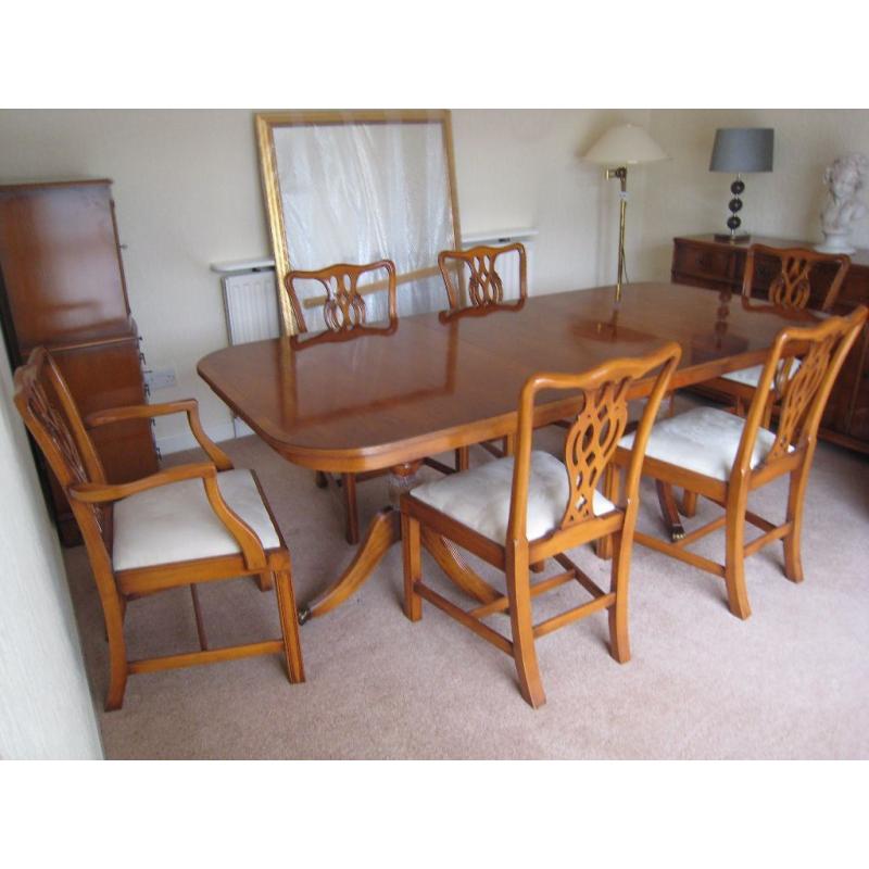 Yew Dining Table and Chairs in Excellent Condition