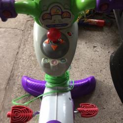 FISHER PRICE SMART CYCLE