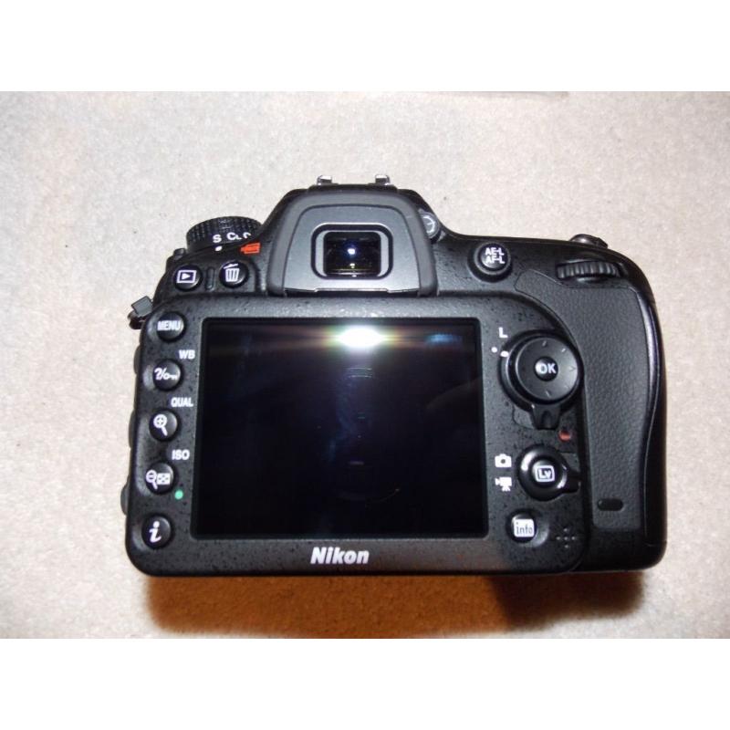 Nikon D7200 24.2MP Digital SLR Camera - Body only - MINT - 900 shutter count