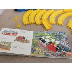 Train set good quality no batteries needed and train jigsaw book