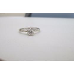 18ct White Gold .75ct Round Solitaire Diamond Engagement Ring size N 1/2