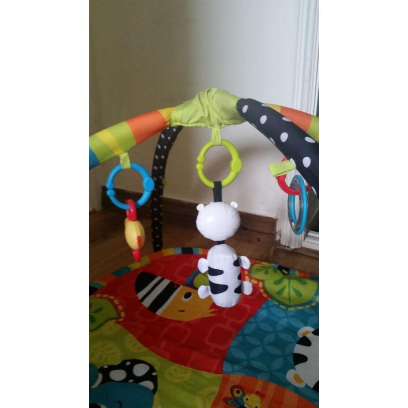 play mat/ gym for sale