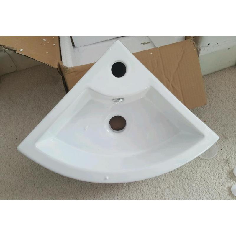 Corner Basin with Tap & Fixing