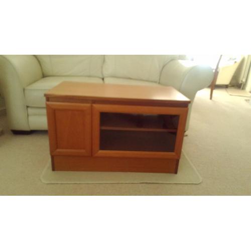 TV Unit. Solid wood, in excellent condition