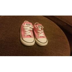 Girls pink converse size infant 6