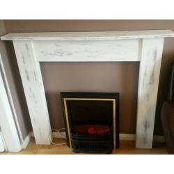 Electric fire and fire surround