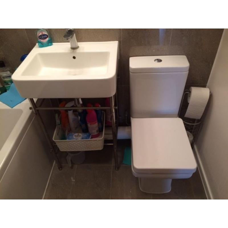 Toilet and Basin with chrome stand good condition