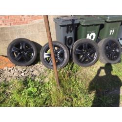 17 VAUXHALL INSIGNIA WHEEL AND TYRES 225/55/ZR17 NEARLY NEW TYRES FEW MONTH USED ONLY