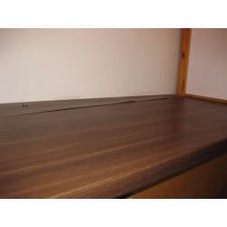Walnut veneer worktop with two pieces of veneer