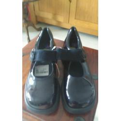 New Patent Leather Navy Shoes