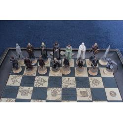Complete Eaglemoss Lord of The Rings Chess Set