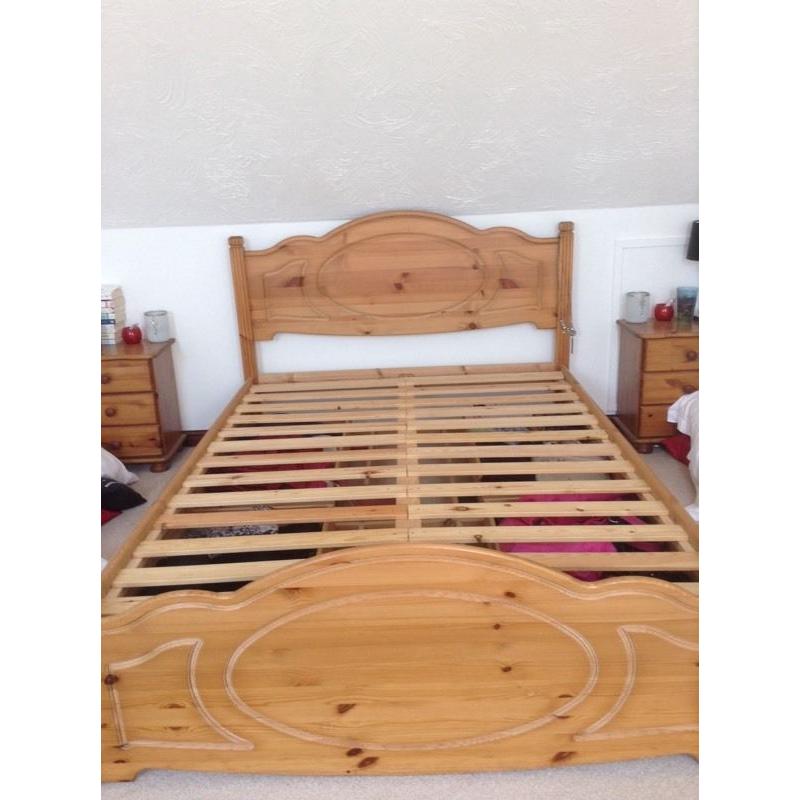 4 drawer pine bed