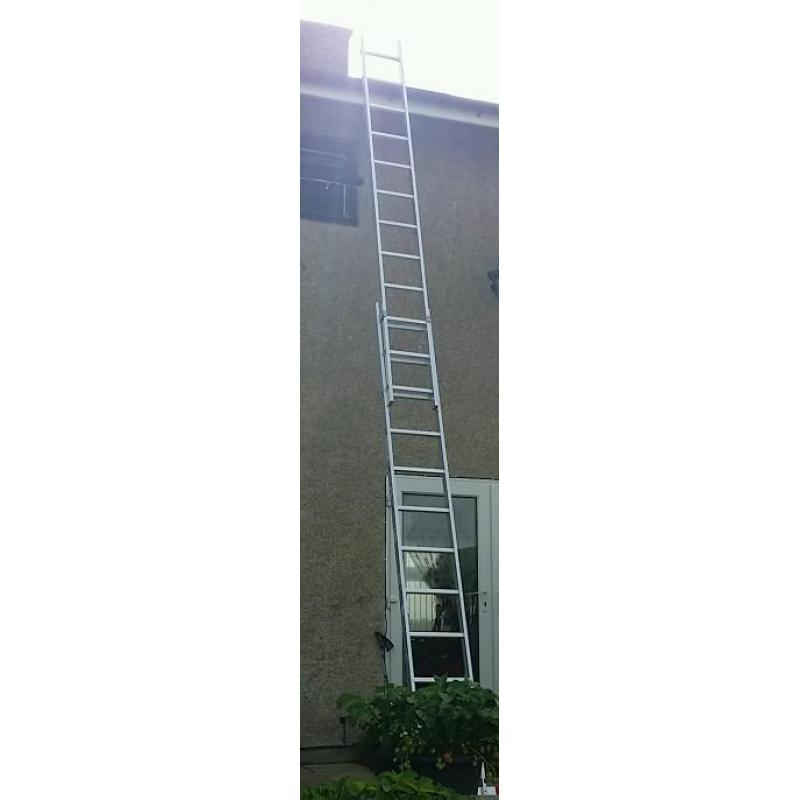 Double aluminium lightweight ladder 12 rungs on each