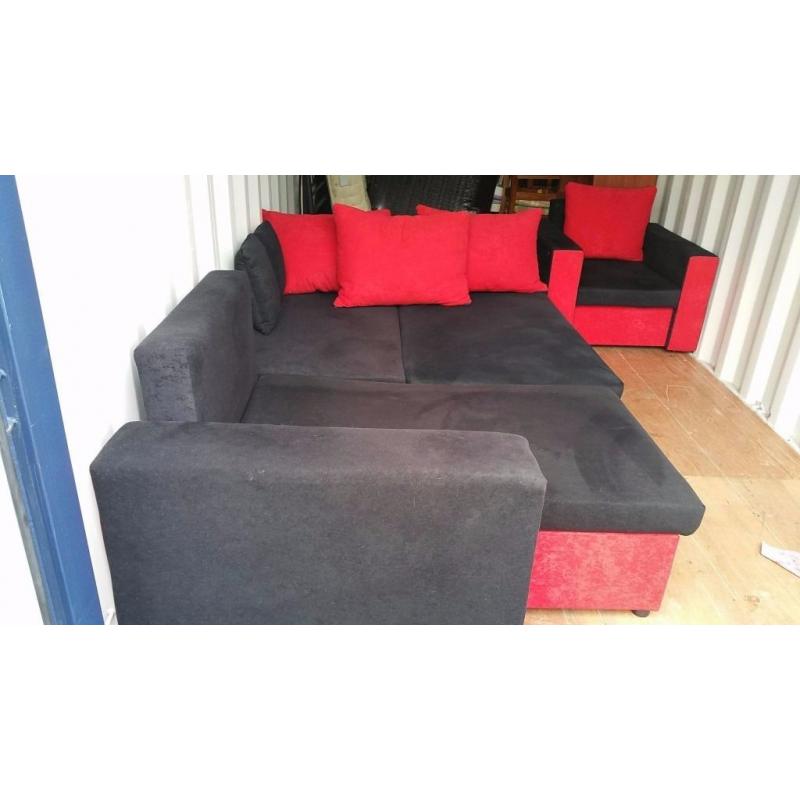 LUSH BLACK & RED CORNER SOFA BED & ARMCHAIR FOR SALE.