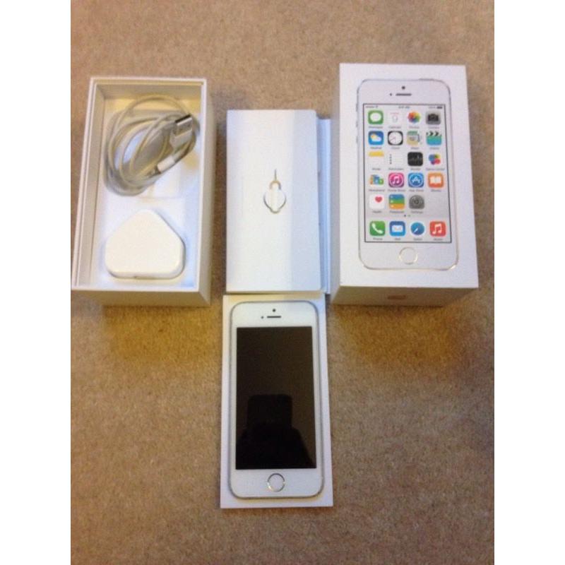 iPhone 5s 16gb White/silver. On EE/virgin
