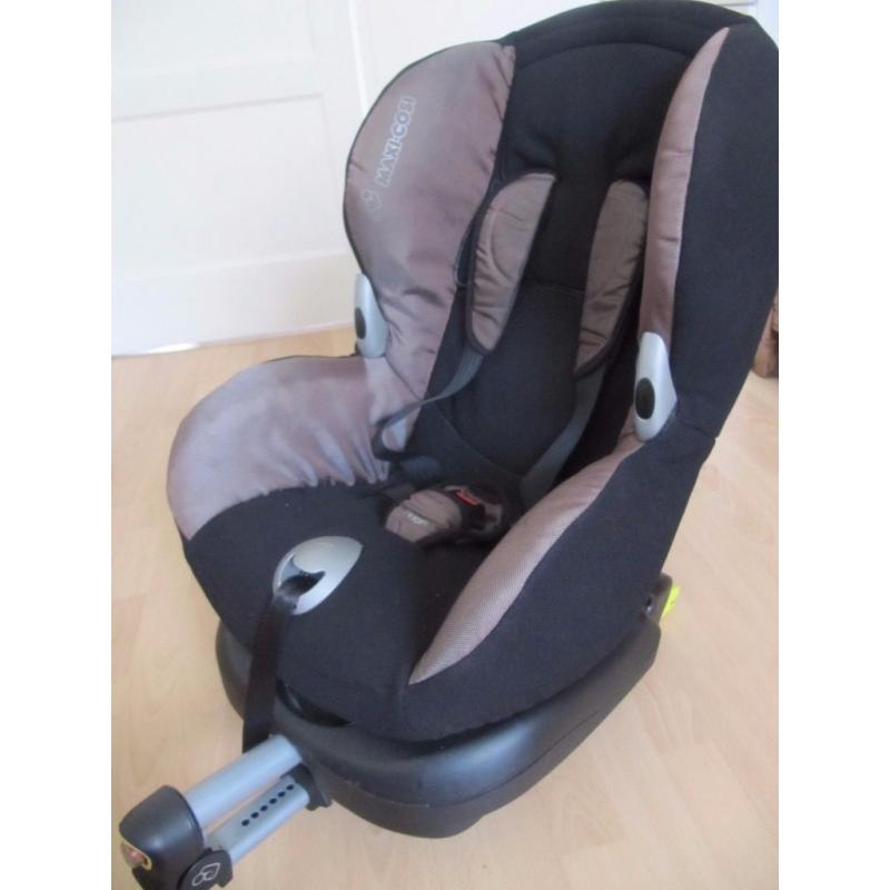 Maxi Cosi Priorifix Isofix Car Seat - Group 1, 9 months to 4 years