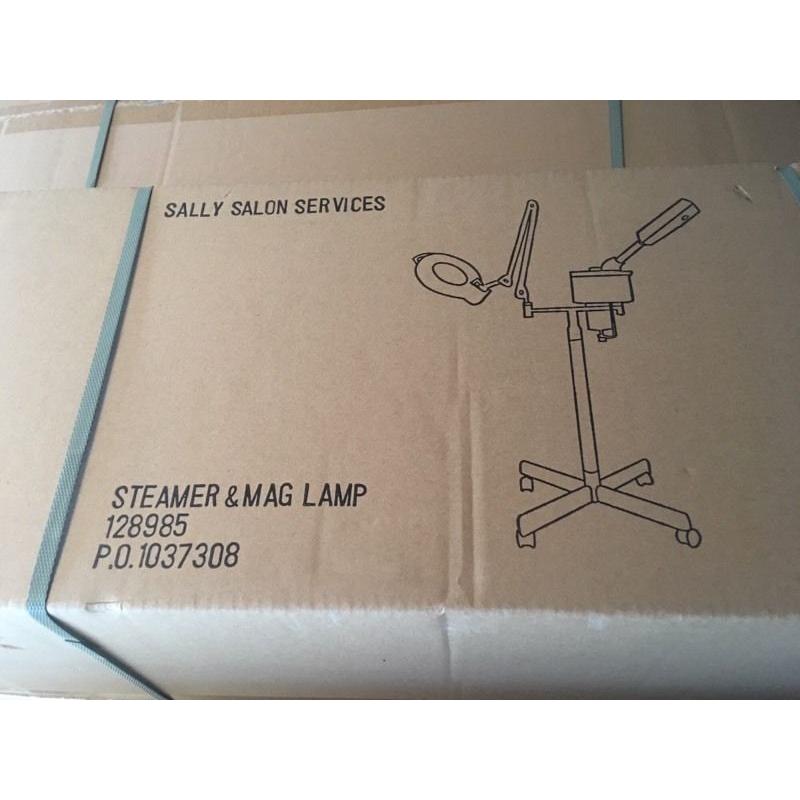 Steamer and mag lamp brand new X 4