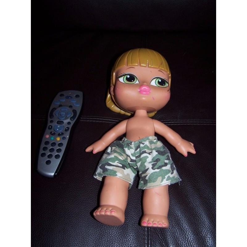 large bratz dolls as seen in pic, collection, viewing, delivery Stonehaven only