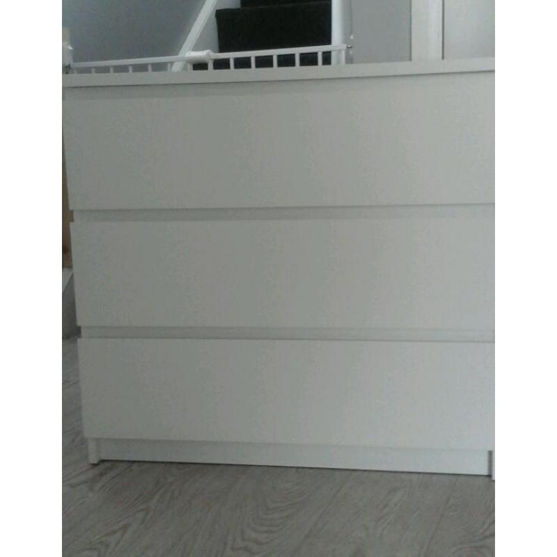 Malm chest of 3 drawers .
