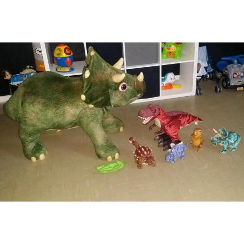 Extremely rare playskool kota dinosaur & X5 hatchling pals all complete & in perfect working order