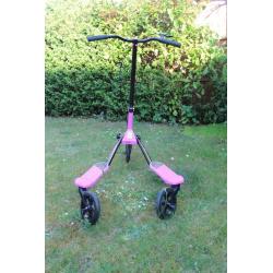 Pink and black flicker scooter