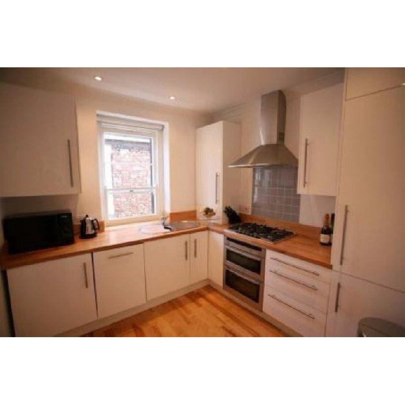 Room to rent in Beaufort Road, Clifton