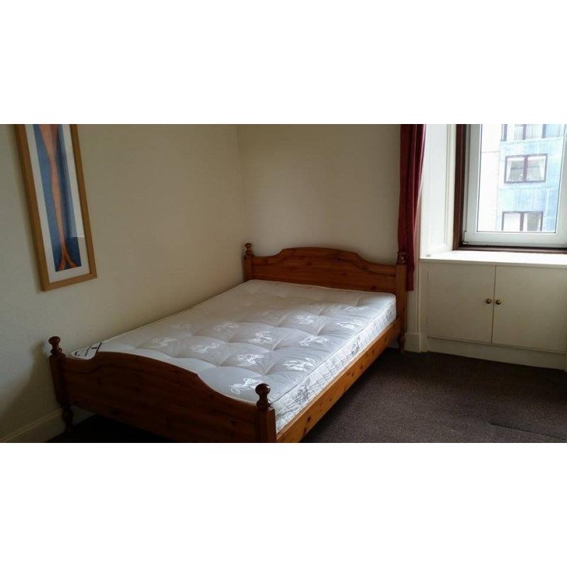 Double Bedroom for Rent in Edinburgh City