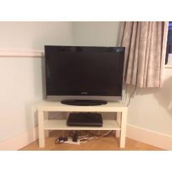 32'' Grundig LCD TV for sale with stand and remote