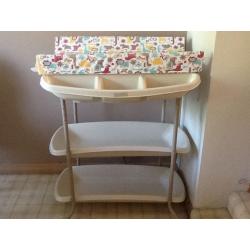 Mamas and papas Baby changing and bathing station