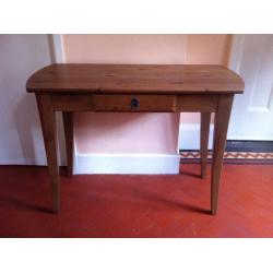 Console Hall / Dressing Table / Writing Desk / Can Deliver