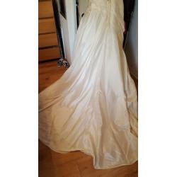 D'zage wedding dress size 16 corset