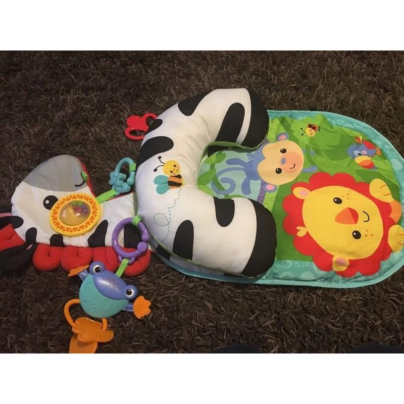 Fisher Price Deluxe Cozy Fit Playtime Tummy Wedge