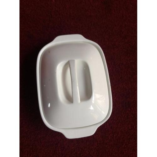 FOOD SERVING DISH 8 PIECES WITH LIDS AND 4 PIECES WITH NO LIDS,TOTAL12 PIECE