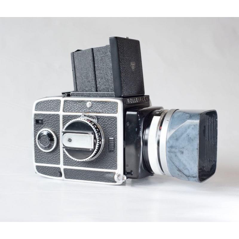 Rolleiflex SL66 + Carl Zeiss Planar 80mm F/2.8
