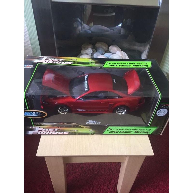 5 1:18 scale model cars
