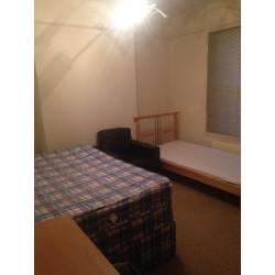 single room to let in Kilburn