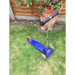 Mini micro scooter - blue very good condition