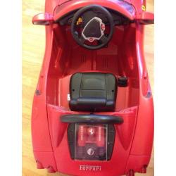 Ferrari FF 6V in good condition