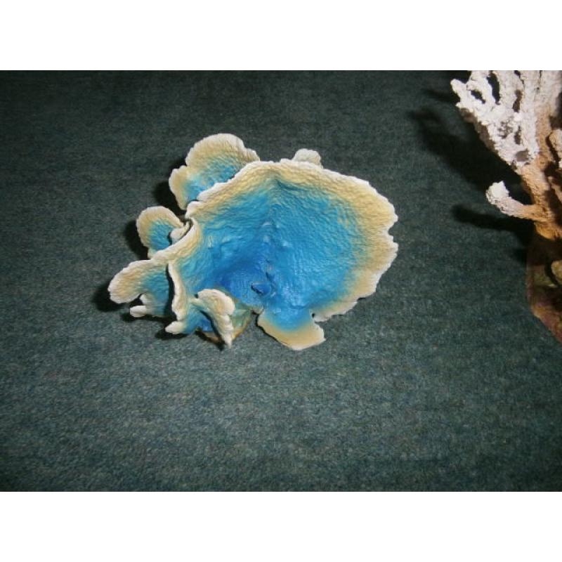 3 pieces of Marine coral, resin, very realistic