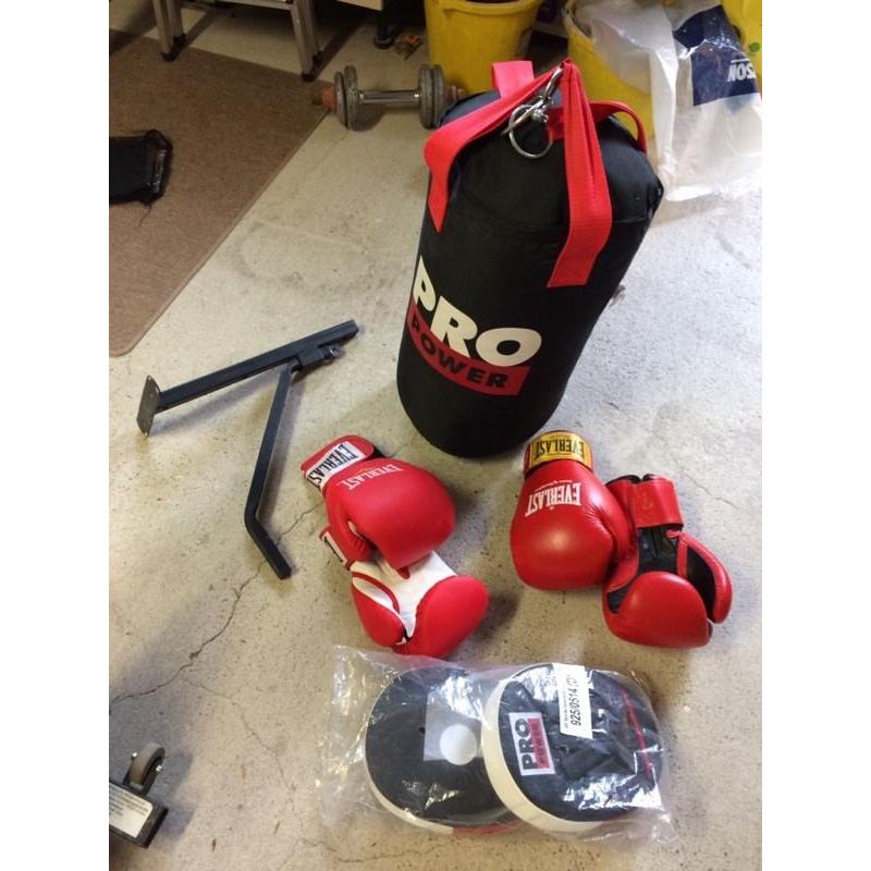 Boxing training set