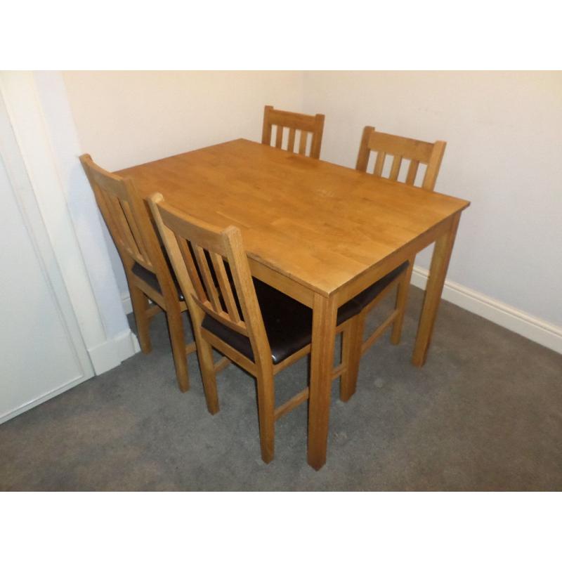 Coxmoor Oak Dining Table Set (Table and 4 Chairs)