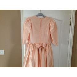 EXCELLENT CONDITION KIDS FLOWER GIRL/BRIDESMAID PEACH LIKE COLOUR DRESS FOR AGE 10 - 12