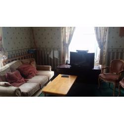 1 large double bedroom available for rent in a lovely flat in City Centre - immediately available