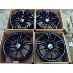ORGINAL MINT CONDITION BMW 18" MV3 ALLOYS IN BLACK- FITS 1 SERIES 3 SERIES- BOXED