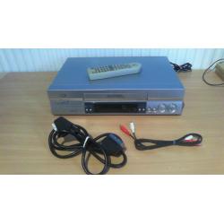 SILVER JVC VIDEO TAPE PLAYER/RECORDER VCR NICAM NTSC HR-J695 VHS PAL