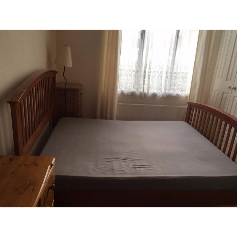 Spacious Double Room Available Now!!!
